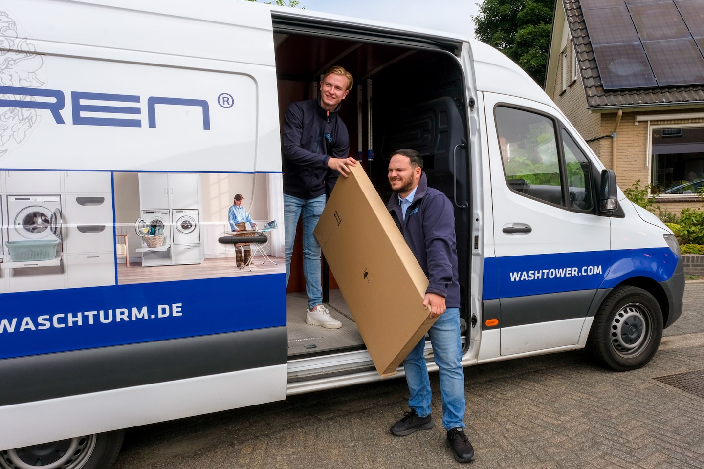 Washtower® UK delivery Delivery of Washtower® UK washing machine cabinets